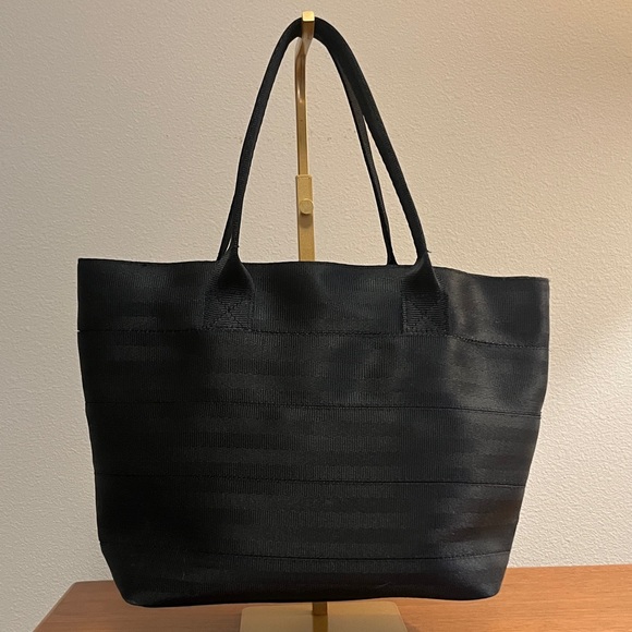 Harveys Handbags - Harveys Classic Black Tote Bag